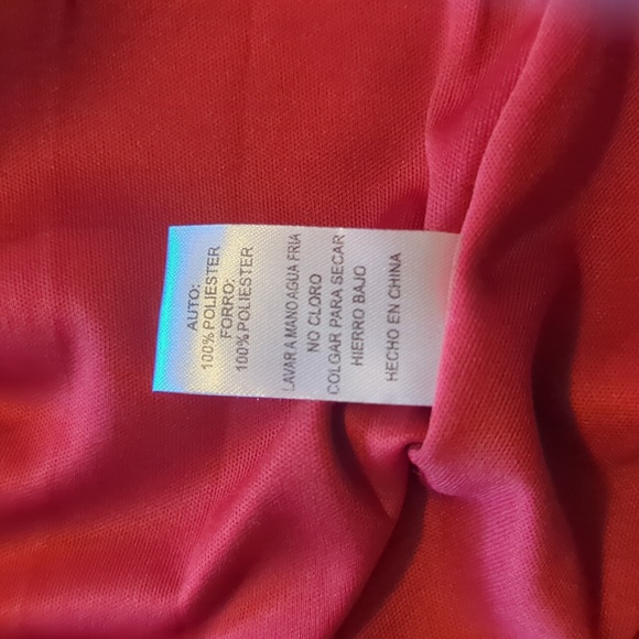 Beautiful Red and floral print dress - Picture 5 of 6